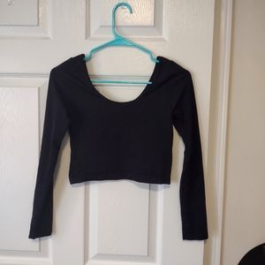 Sophia Off Shoulder Tee in Black. One size